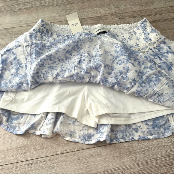 Hollister Blue Floral Mini Skirt - Picture 3 of 5